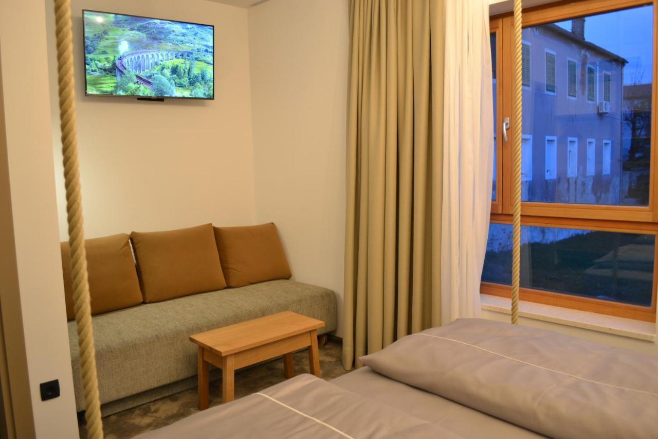 Pula Residence Rooms And Apartments Old City Center Ngoại thất bức ảnh